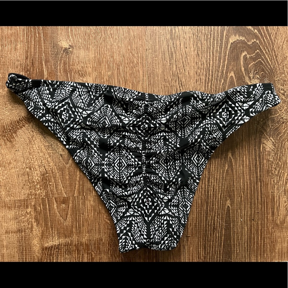 Bikini bottom